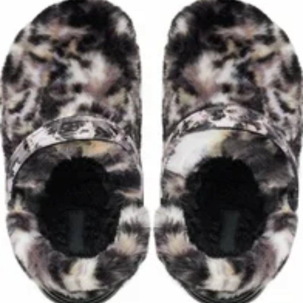 Crocs Classic Fur Sure Clog- Size 5/7
